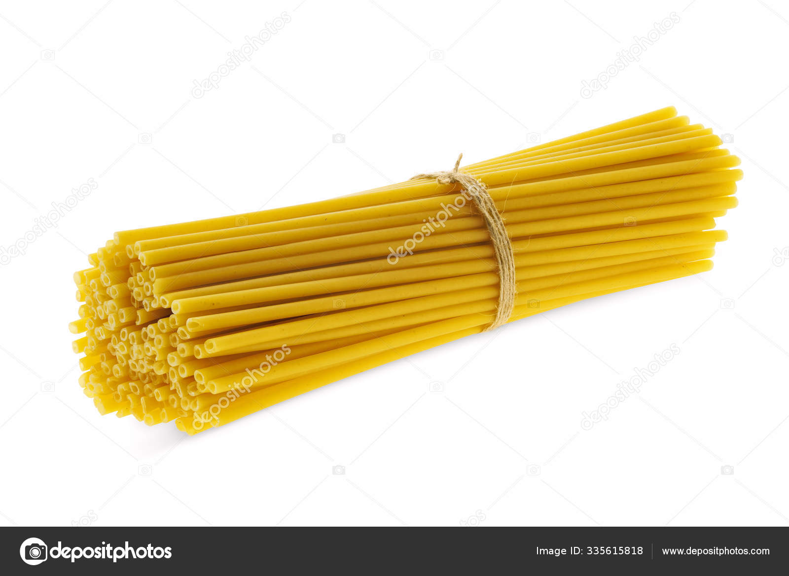 Pacchetto di bucatini o perciatelli pasta spessa simile a spaghetti