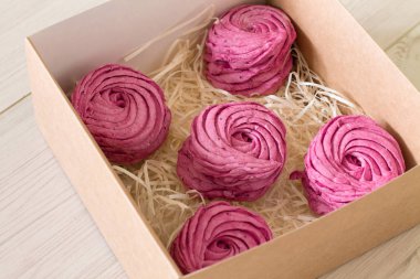 Frenk üzümü zephyr veya hatmi