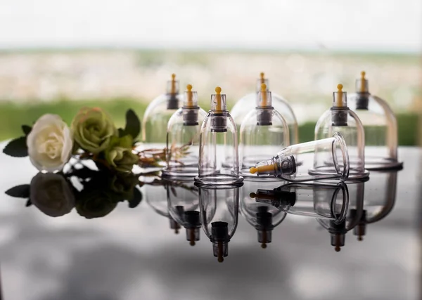 Süpürge terapisi. Bardak masajı. Hijam