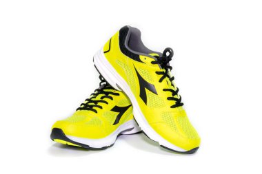 çalışan spor ayakkabı