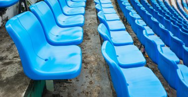 Bir grup boş koltuk veya sandalye Stadyumu, tiyatro veya conxert