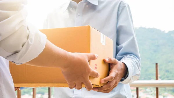 Close Hand Asia Woman Receive Box Delivery Man Sun Light — Stock Photo, Image