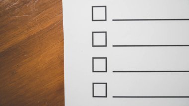 Bilgi doldurmak için liste kağıdı ve alanı kontrol et