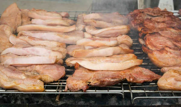 Comida Rua Tailândia Vendas Carne Porco Grelhado Churrasqueira Com Carvão — Fotografia de Stock