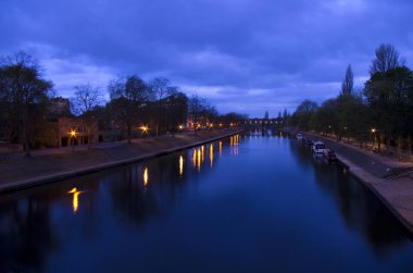 Şafak nehir Ouse, York üzerinde