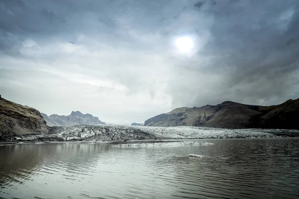 Jokulsarlon 冰川泻湖 Vatnaj 的冰山美景 — 图库照片