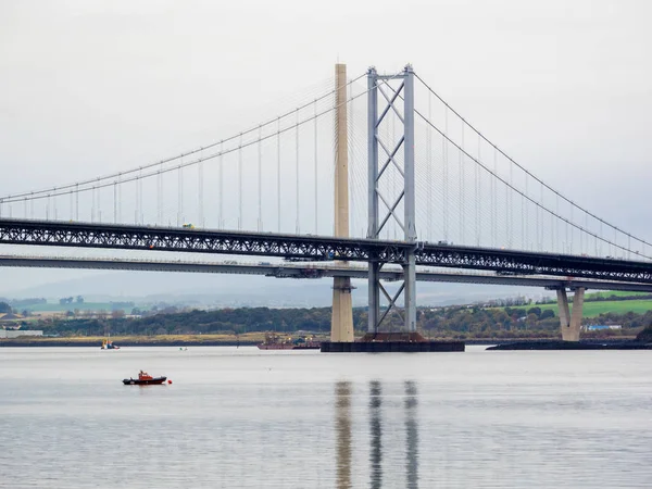 Forth road bridge Edinburgh — Stock Photo, Image