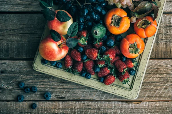 Frisches Obst Verschiedene Früchte Bunten Hintergrund Bio Lebensmittel Frische Rohe — Stockfoto