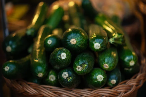 Verse Biologische Groenten Boerenmarkt Biologische Herfst Boeren Markt Mand Met — Stockfoto