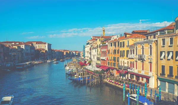 Bela Vista Tradicional Canal Água Veneza Pela Manhã Vista Canal — Fotografia de Stock