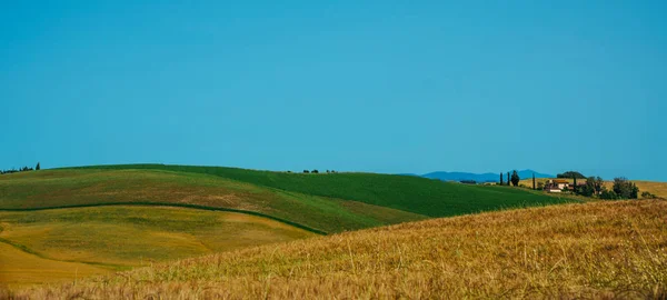 Prachtig Voorjaarslandschap Toscane Italië Toscane Dorp Een Ochtend Vintage Toon — Stockfoto