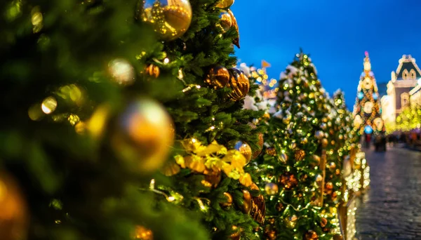 Festive Street Decor Winter Holidays Shining Garland Lights Magical Atmosphere — Stock Photo, Image