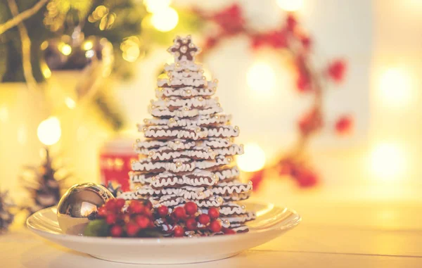 Biscoitos Natal Com Decoração Festiva Pão Gengibre Caseiro Fundo Decoração — Fotografia de Stock
