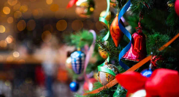 Decorações Natal Com Luz Por Trás Dele Criando Boken Embaçado — Fotografia de Stock