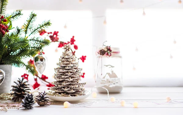 Jul Eller Nyår Stilleben Med Prydnader Rustika Vita Bordet Julkakor — Stockfoto