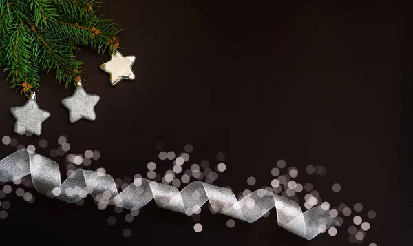Navidad Año Nuevo Fondo Oscuro Tablero Con Decoraciones Plata Temporada — Foto de Stock