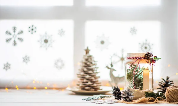 Jul Eller Nyår Stilleben Med Levande Ljus Lampa Och Dekorativa — Stockfoto