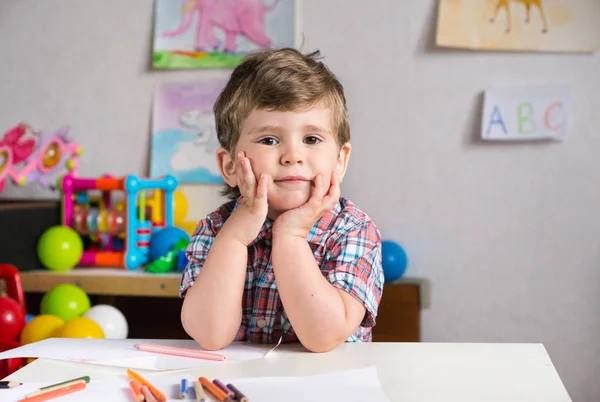 Copilul Drăguț Învață Scrie Citească Lecții Clasă Uite Cameră Conceptul — Fotografie, imagine de stoc