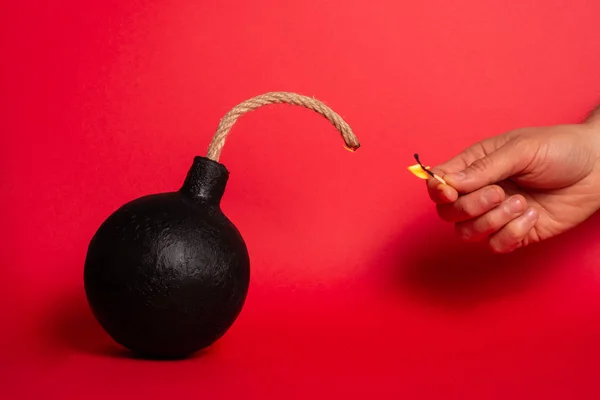 Bang Photo Bomb Lit Fuse Red Background Bomb Match — Stock Photo, Image