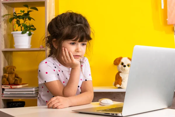 Distance Remote Learning Pupil Want Sleep Tired Schoolgirl Hand Face — Stock Photo, Image