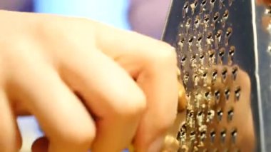 Cook çikolata rendesi ile pirzola. 