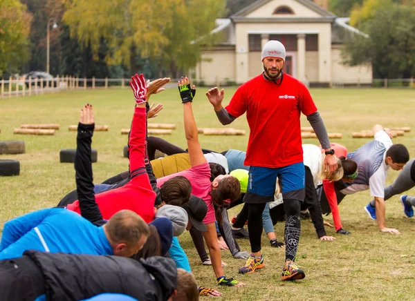 Stretching at the end of the workout. — Stock Photo, Image