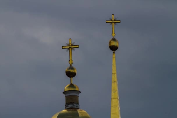 Time-lapse over the domes. — Stock Video