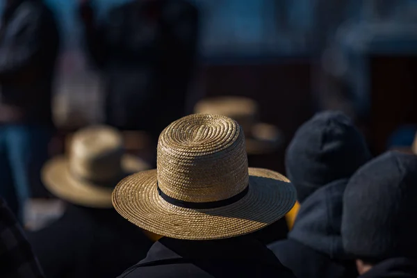 Man Wearing Straw Hat — Stock Photo, Image