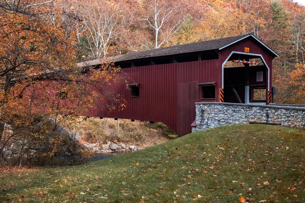 Colemanville Covered Bridge — Stock Photo, Image