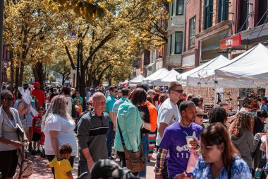 Old York Sokak Fuarındaki Kalabalık