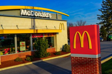 McDonald 's Emiri' deki Restoran. 