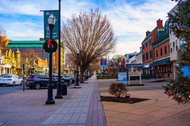 Ana Cadde 'deki Eiffata' da.