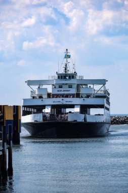 Cape May - Lewes Feribot Limanı 'na yaklaşıyor