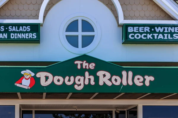 Dough Roller Pizza Royalty Free Stock Photos