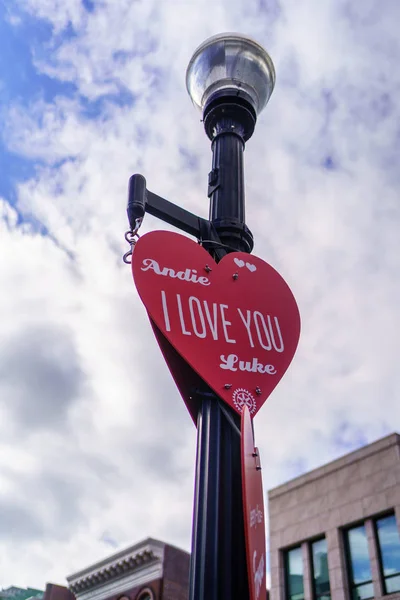Валентинове серце в Ланкастерському знаку — стокове фото