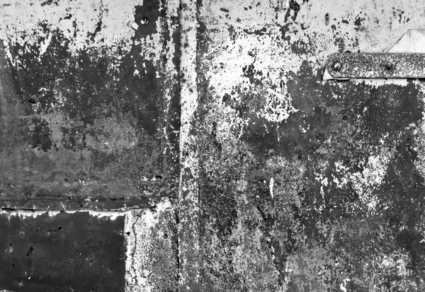 흑인과 백인 풍 화 금속 벽 텍스처. — 스톡 사진