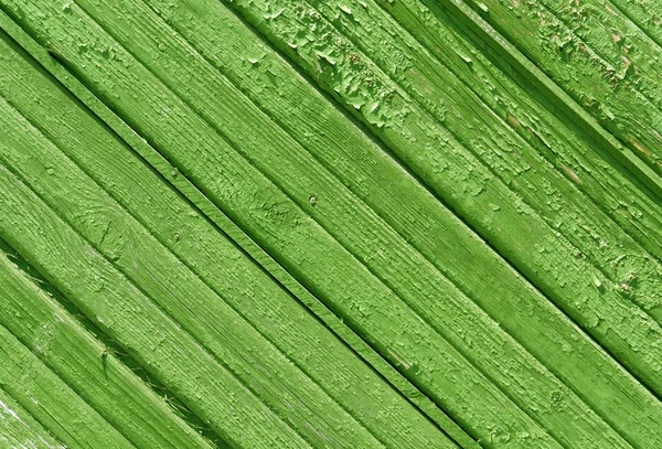 Yıpranmış yeşil ahşap ev duvar — Stok fotoğraf