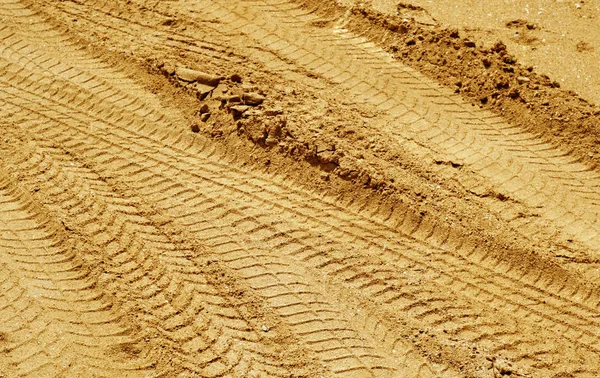 Car tracks on sand road. — Stock Photo, Image