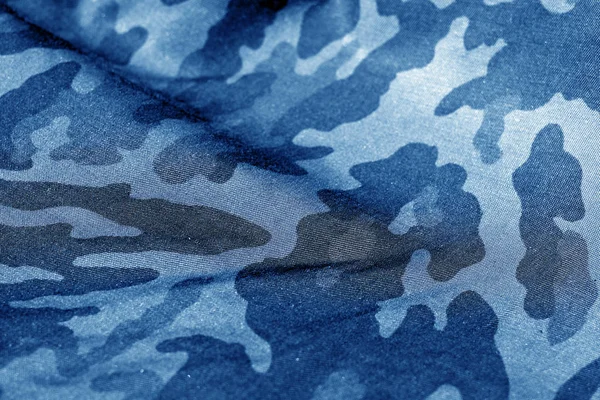 Στρατιωτική στολή μοτίβο με blur επίδραση σε ναυτικό μπλε τόνος. — Φωτογραφία Αρχείου