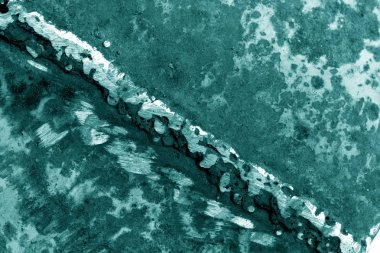 Camgöbeği tonda paslı metal kaynak.