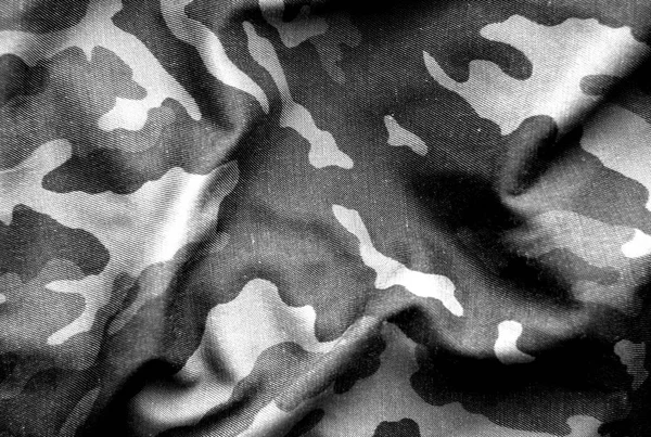 Vojenská uniforma vzor s efekt rozostření v černé a bílé. — Stock fotografie