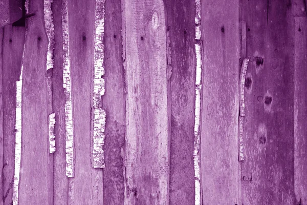 Zeď Nerozřezaných Dřevěných Prken Purpurovým Tónem Abstraktní Architektonické Zázemí Textura — Stock fotografie