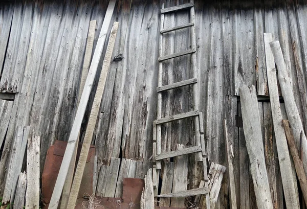 Old Weathered Wooden Ledder Front Barn Almost Ruined Background Rural — Stock Photo, Image