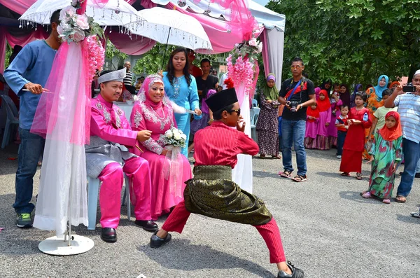 Kuala Lumpur Malaysia Juli 2013 Malajiska Bröllopsceremonin Malaysisk Par Nygift — Stockfoto