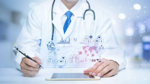 Doktor Coronavirus 'un tıbbi analitik verilerini (Covid-19), tıbbi teknoloji konseptini gösteriyor.