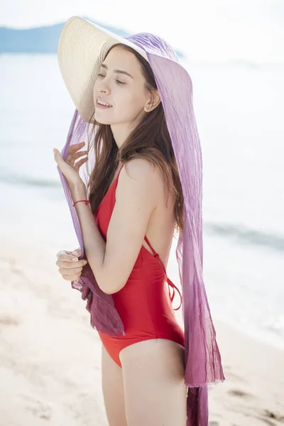 Portrait Beautiful Woman Red Swimsuit Relaxing Beach — Stock Photo, Image