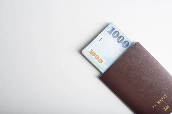 Passaporte 1000 Nova Nota Dólar Taiwan Fundo Branco — Fotografia de Stock