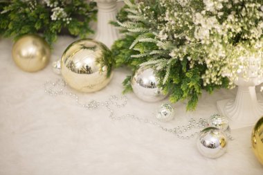 Çiçekli düğün arkaplanı ve düğün süsü