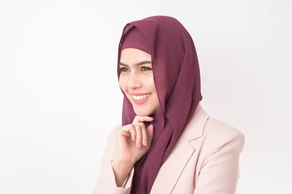 Mulher Negócios Bonita Com Retrato Hijab Fundo Branco — Fotografia de Stock