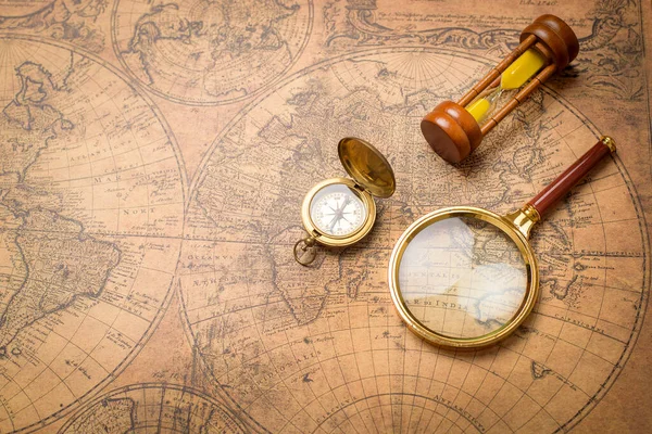 Old Compass Magnifying Glass Sand Clock Vintage Map — Stock Photo, Image